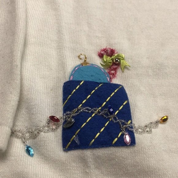 Marissa Studio Woman’s Sweater Cardigan White Christmas Design Gifts Button Sz L - Picture 9 of 9